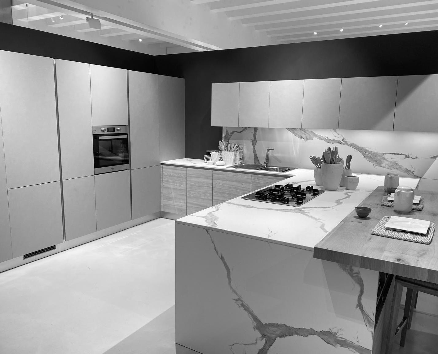 EBI GROUP COSTRUZIONI: Showroom cucina